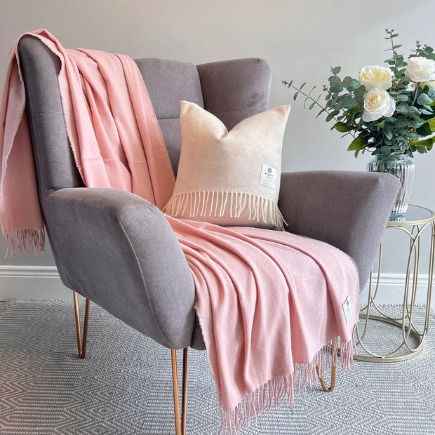 100% Luxury Cashmere Throws – The Quiet Luxury of Donegal